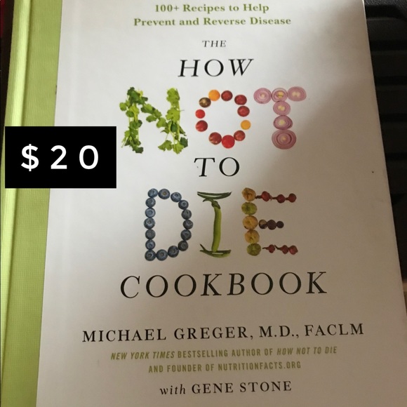 How not to die book and cookbook - Picture 1 of 2